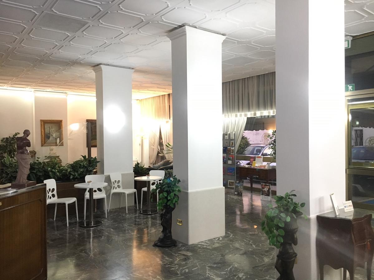 Hotel Minerva Pordenone Exterior foto